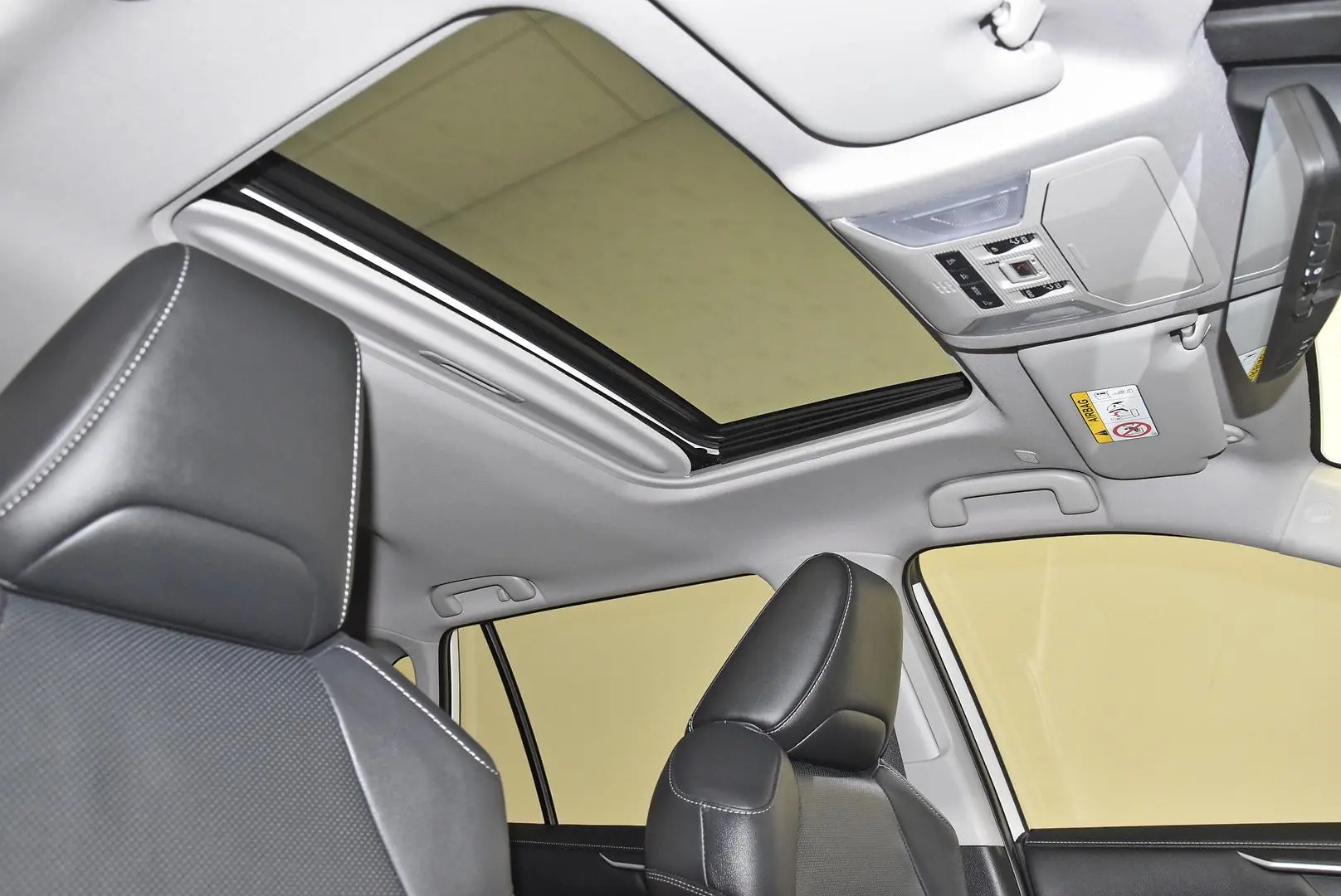 2025 Toyota RAV4 Gallery Image 20