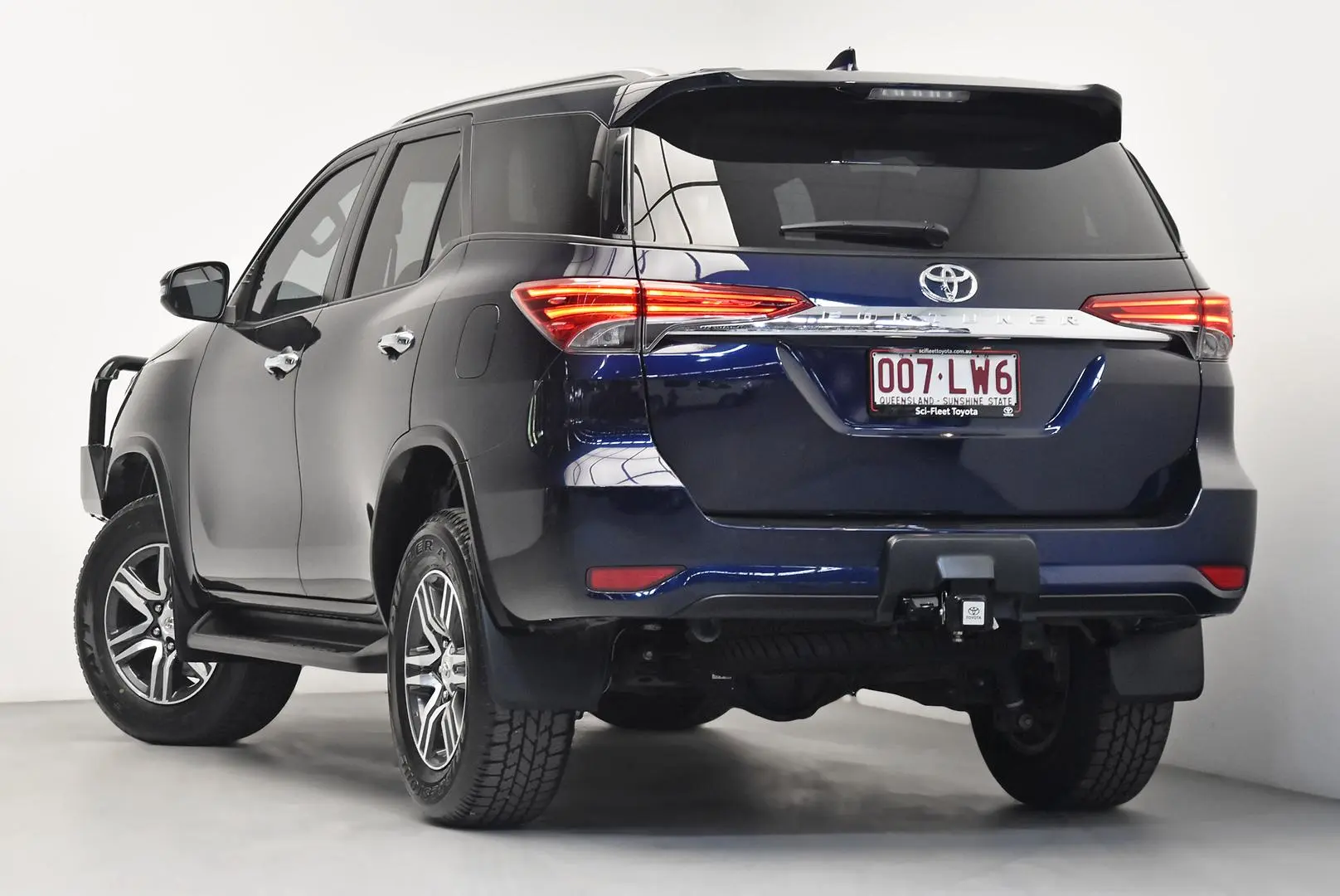 2021 Toyota Fortuner Gallery Image 5