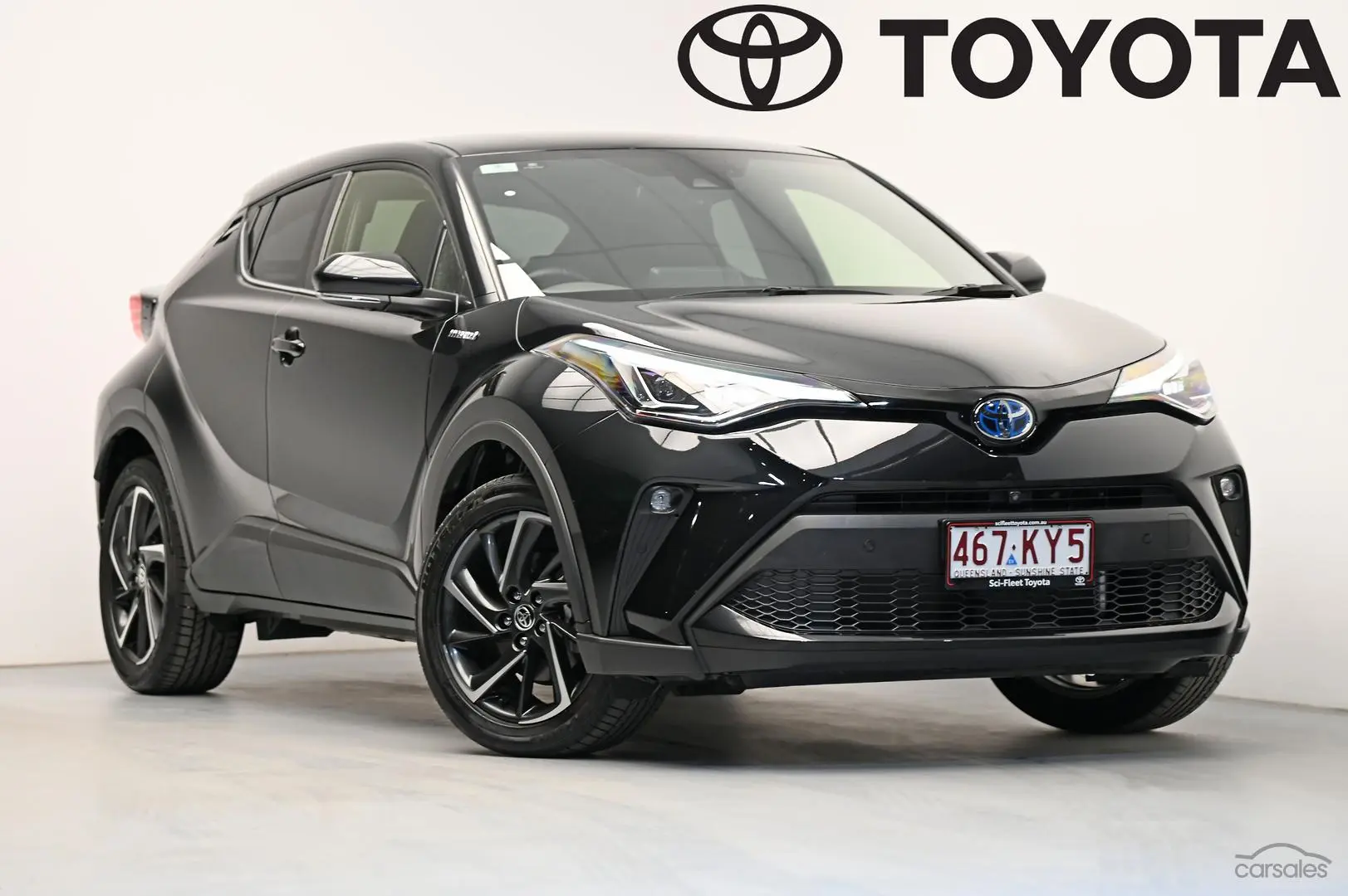 2023 Toyota C-HR Image 1