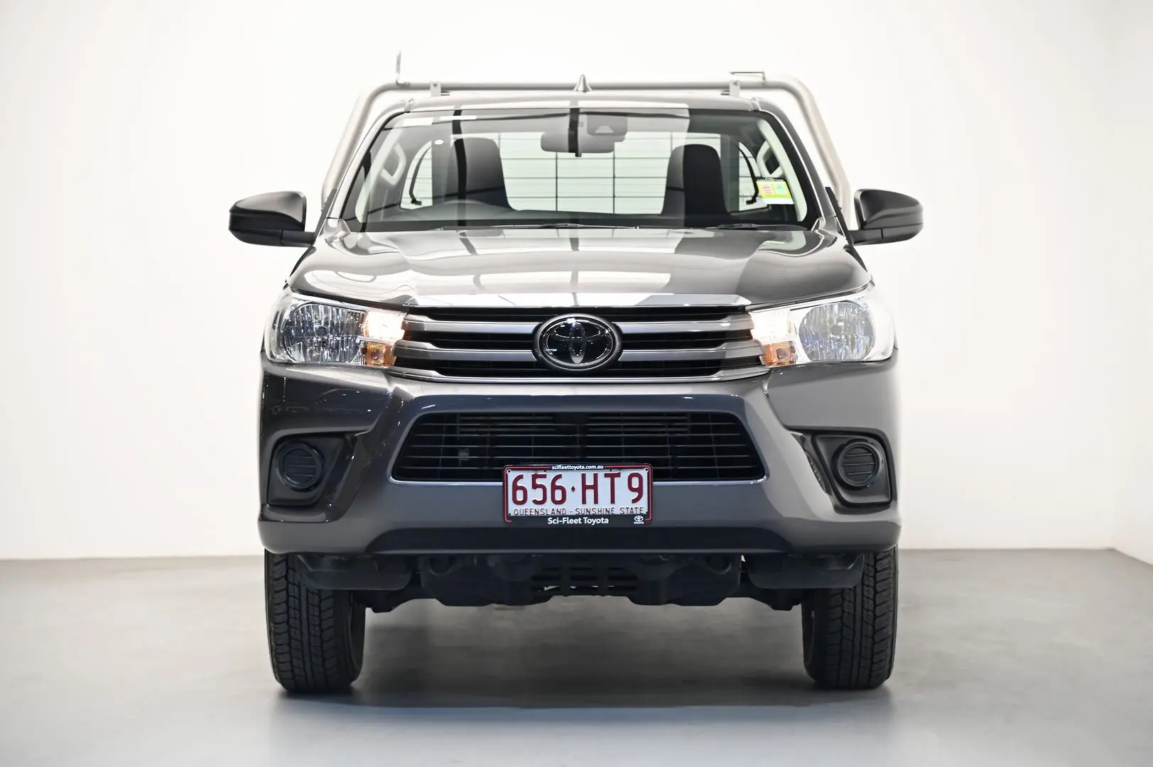 2023 Toyota Hilux Image 2