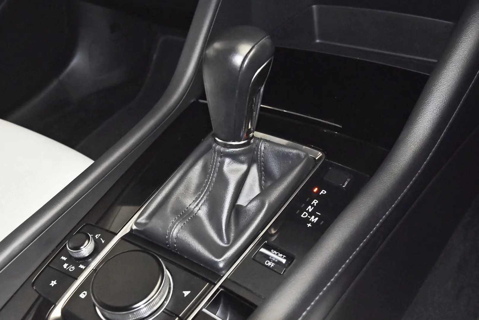 2021 Mazda 3 Gallery Image 13