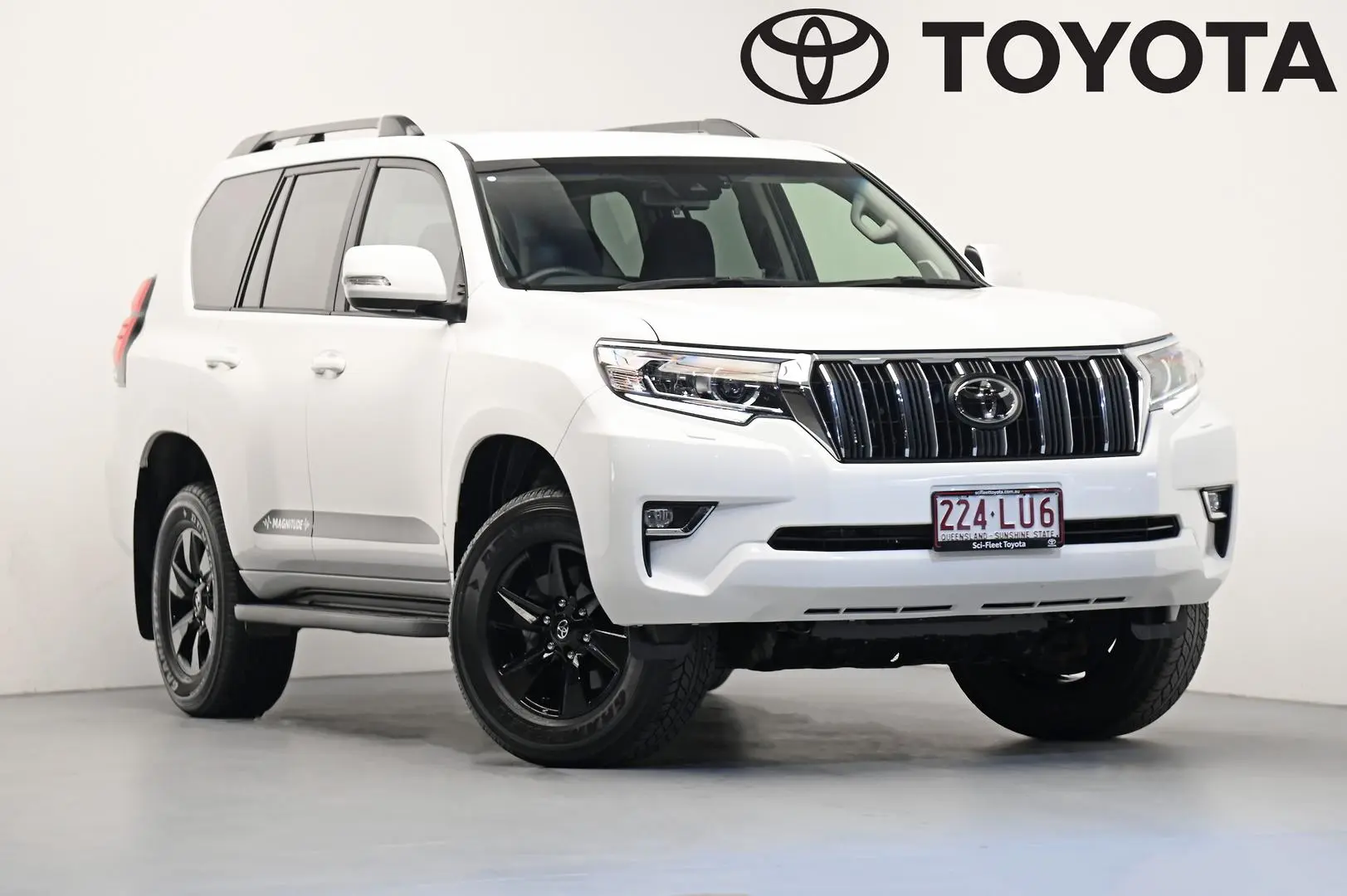 2023 Toyota Landcruiser Prado Gallery Image 1