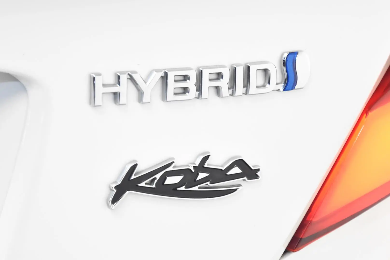 2020 Toyota C-HR Gallery Image 8