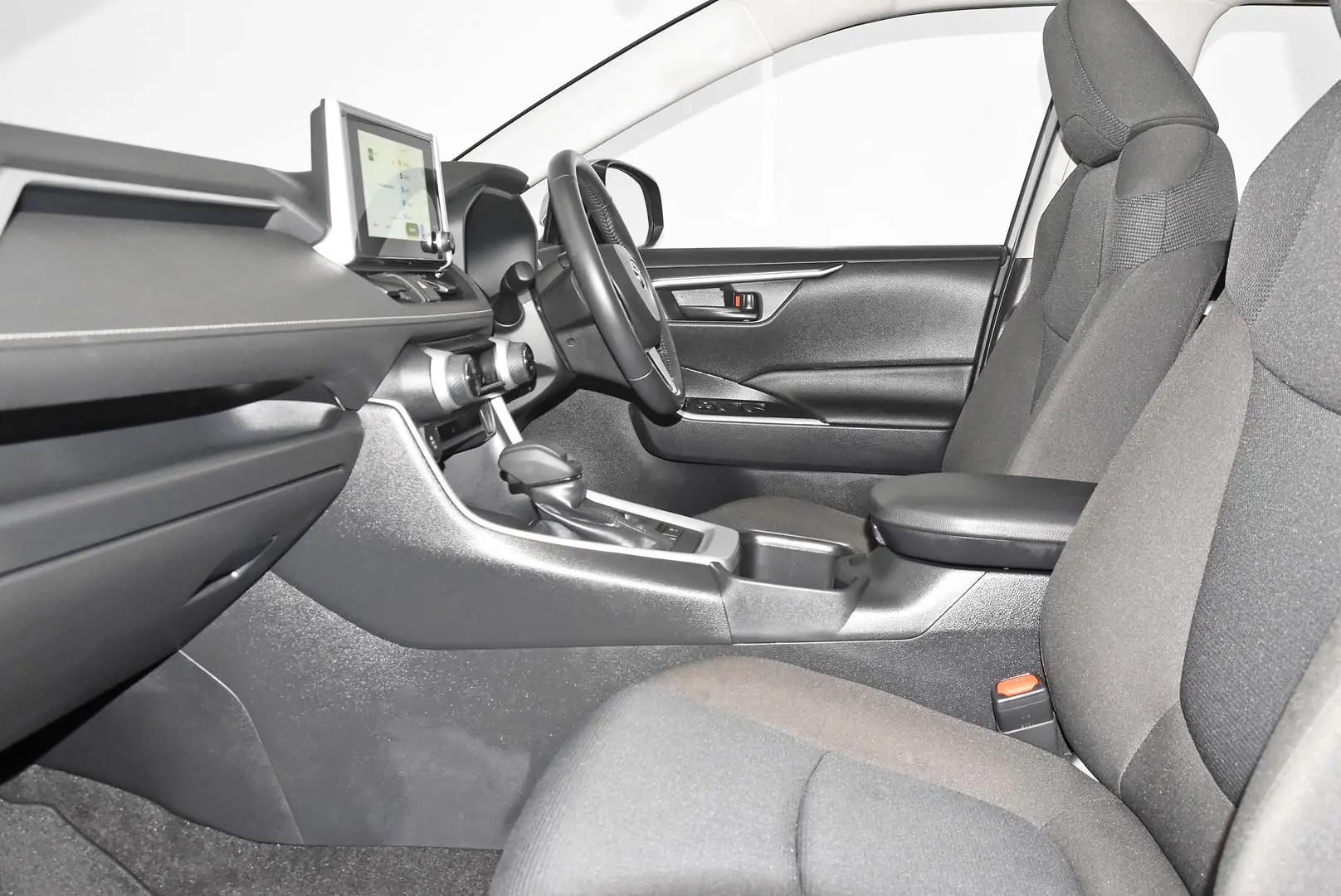 2024 Toyota RAV4 Gallery Image 18