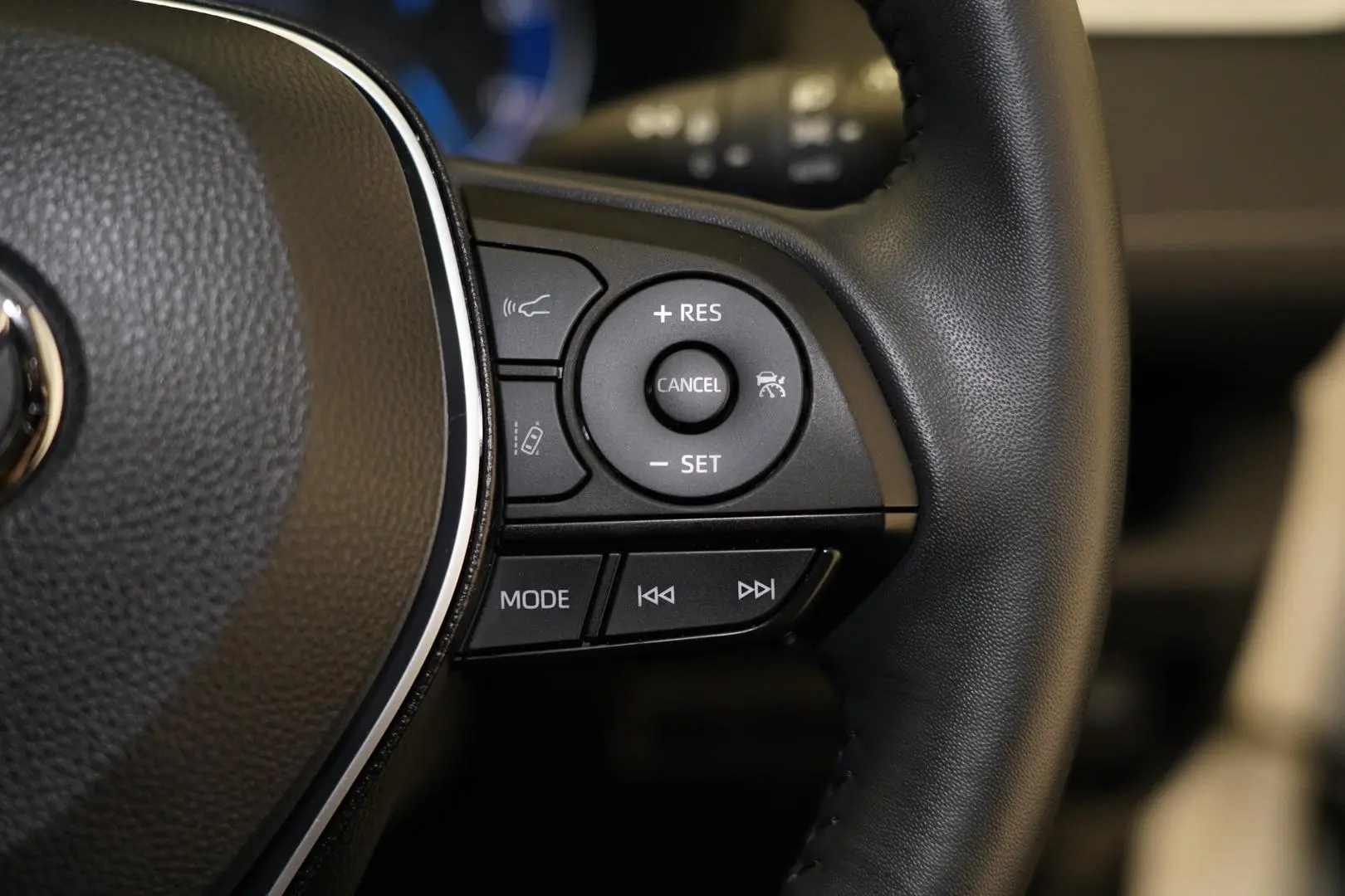 2024 Toyota RAV4 Gallery Image 19