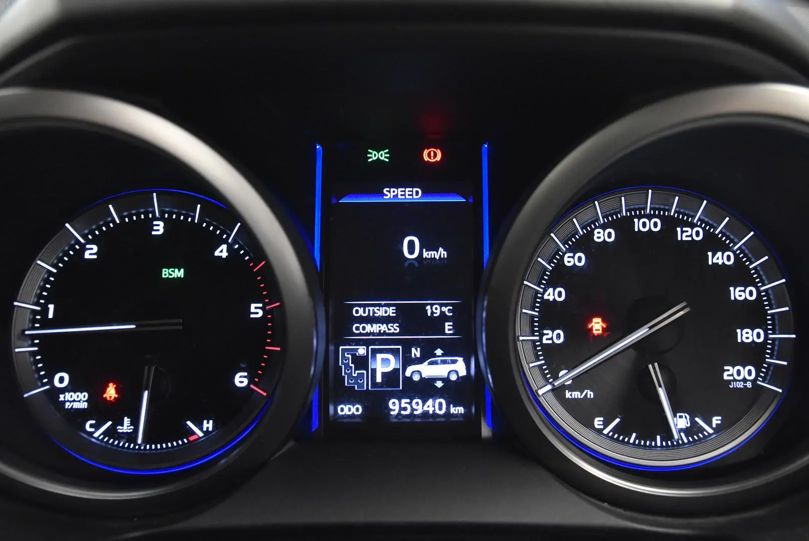 2016 Toyota Landcruiser Prado Gallery Image 10