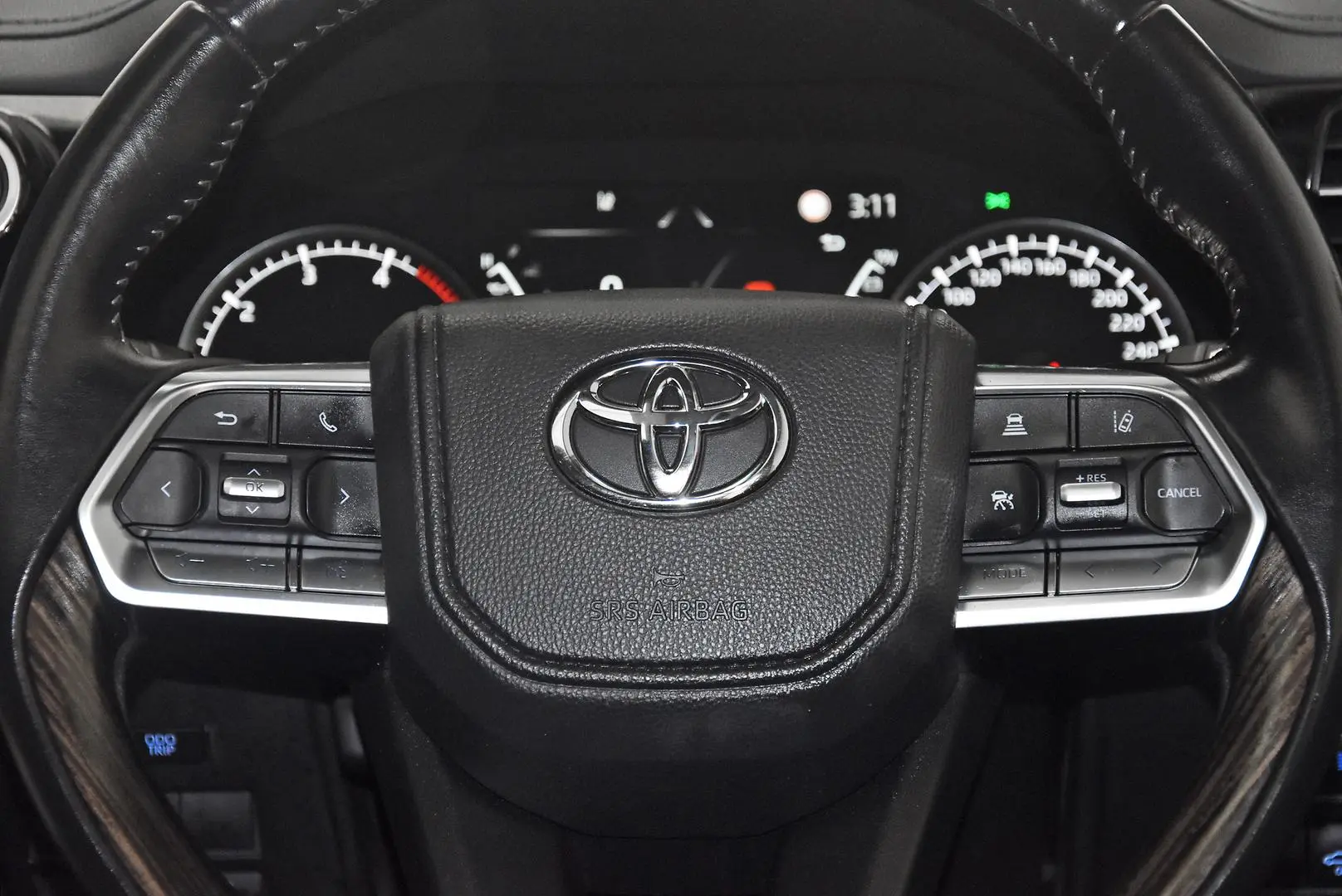 2022 Toyota Landcruiser Gallery Image 14