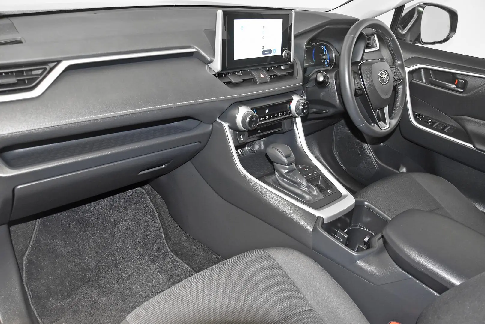 2023 Toyota RAV4 Gallery Image 17