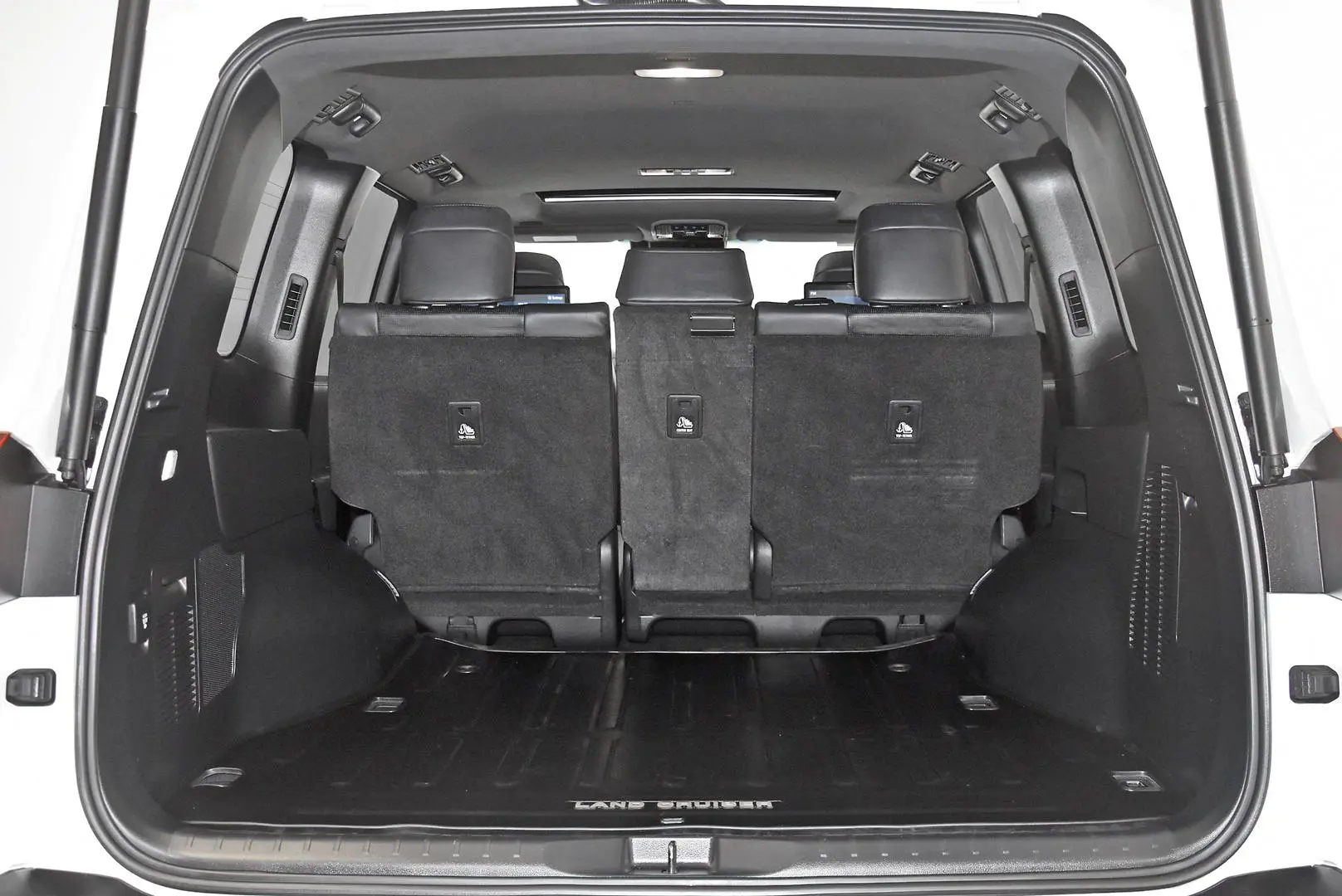 2024 Toyota Landcruiser Gallery Image 22