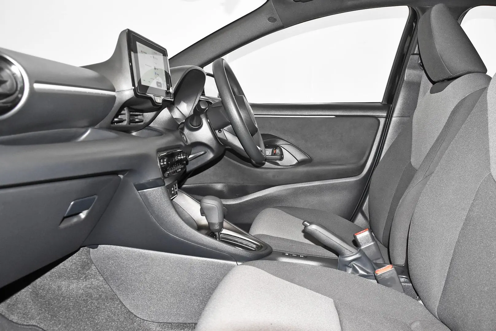 2024 Toyota Yaris Gallery Image 18