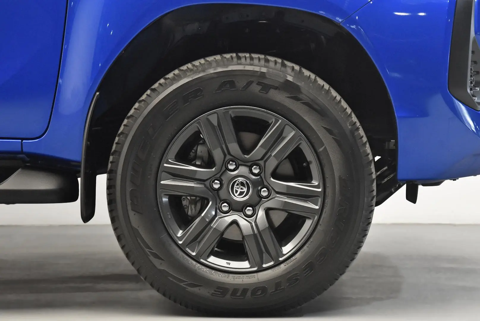 2024 Toyota Hilux Gallery Image 22