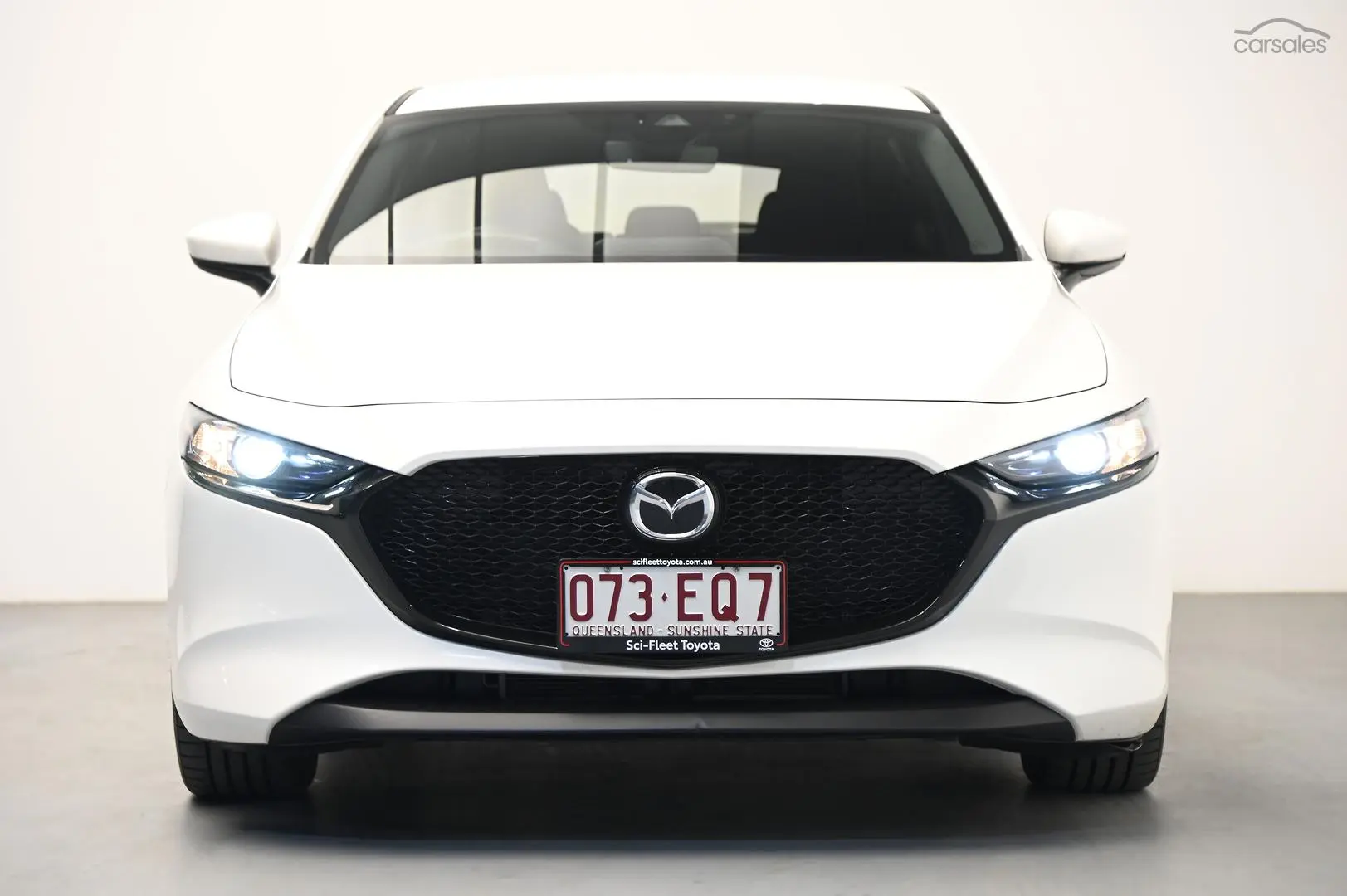 2022 Mazda 3 Image 2