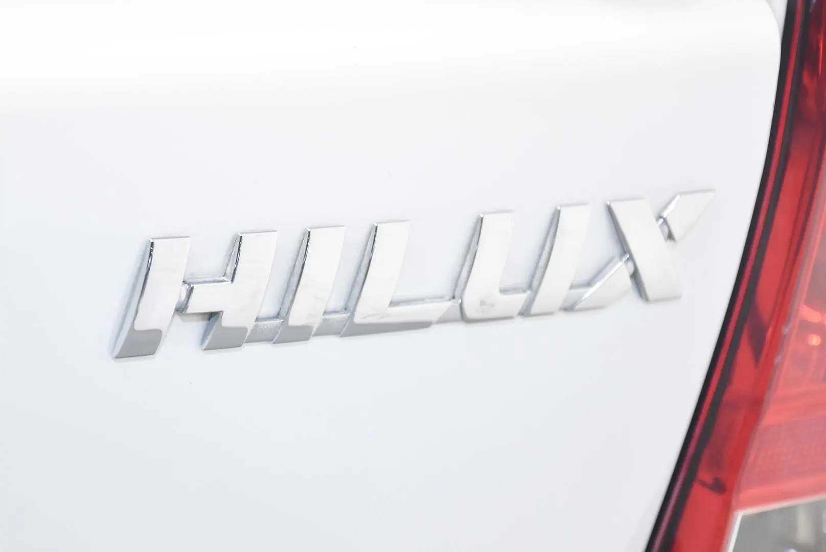 2020 Toyota Hilux Gallery Image 7