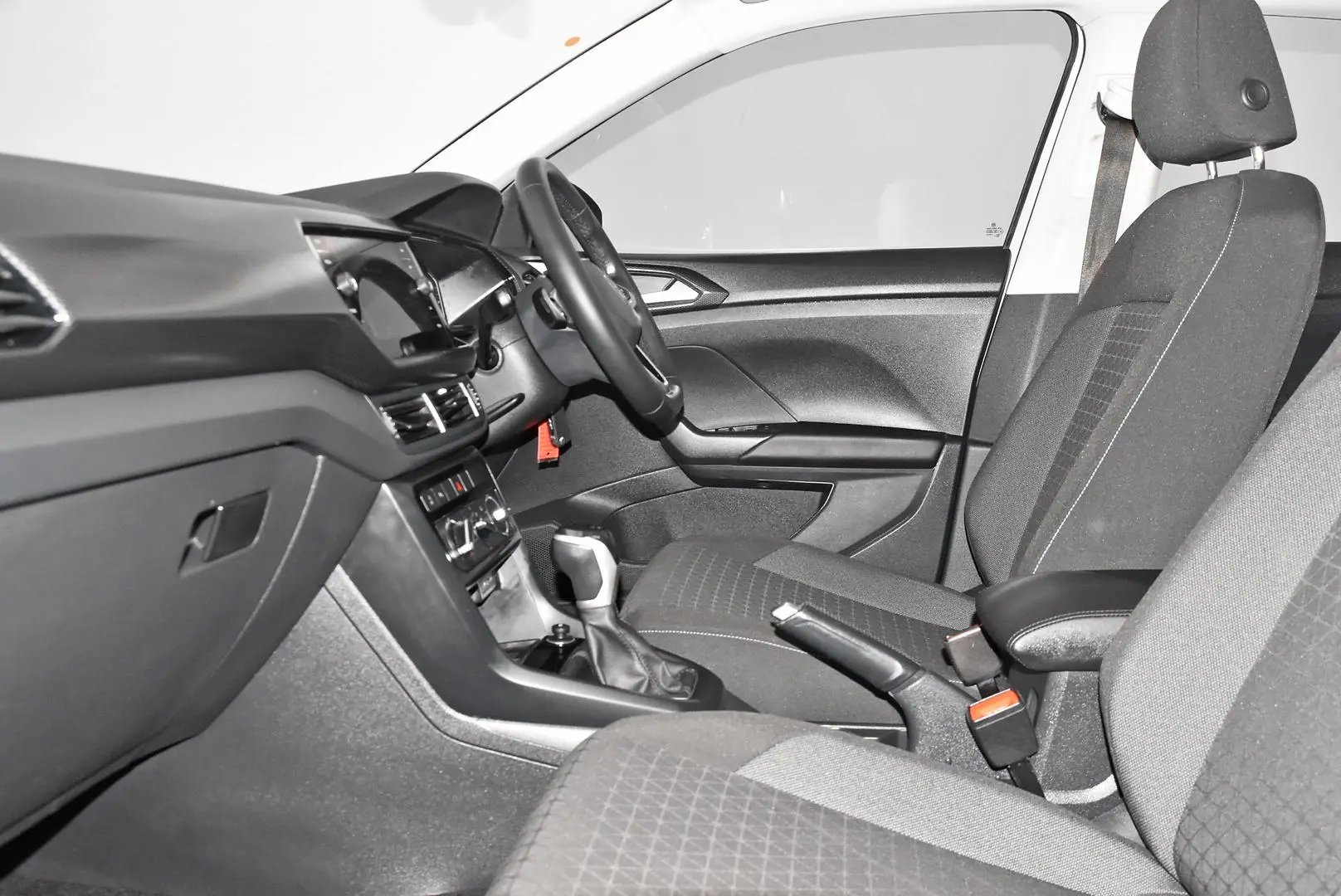 2023 Volkswagen T-Cross Gallery Image 16