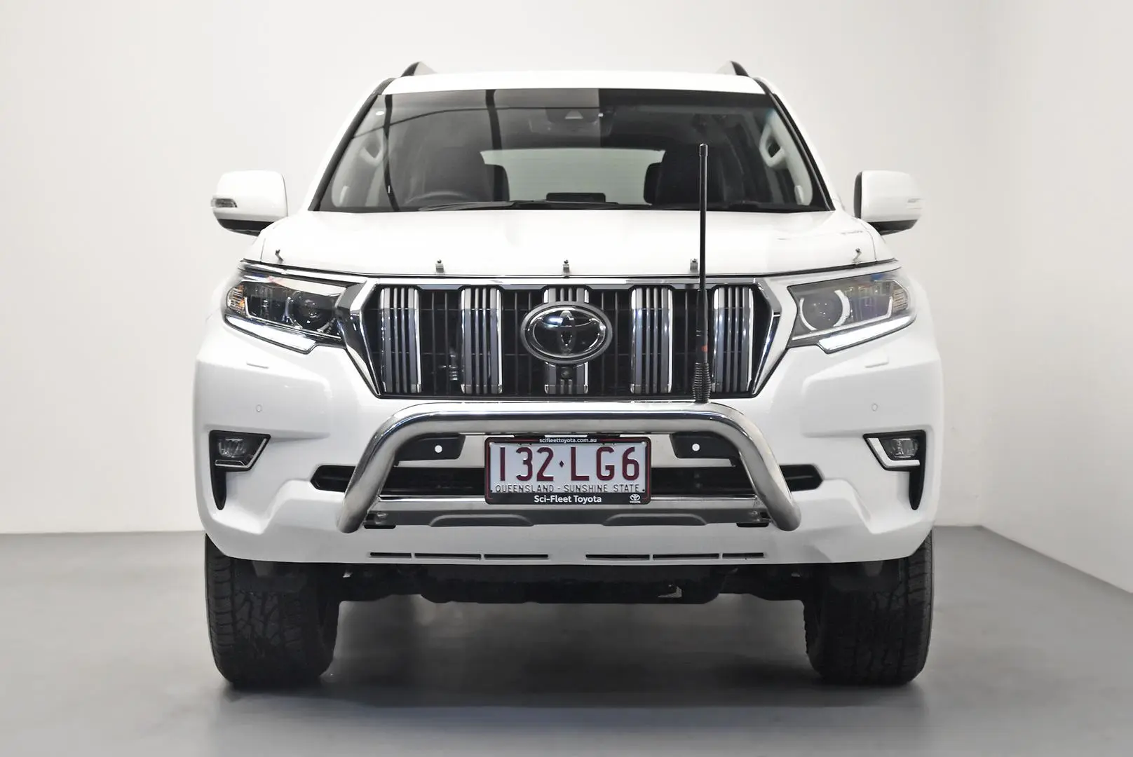 2022 Toyota Landcruiser Prado Gallery Image 2