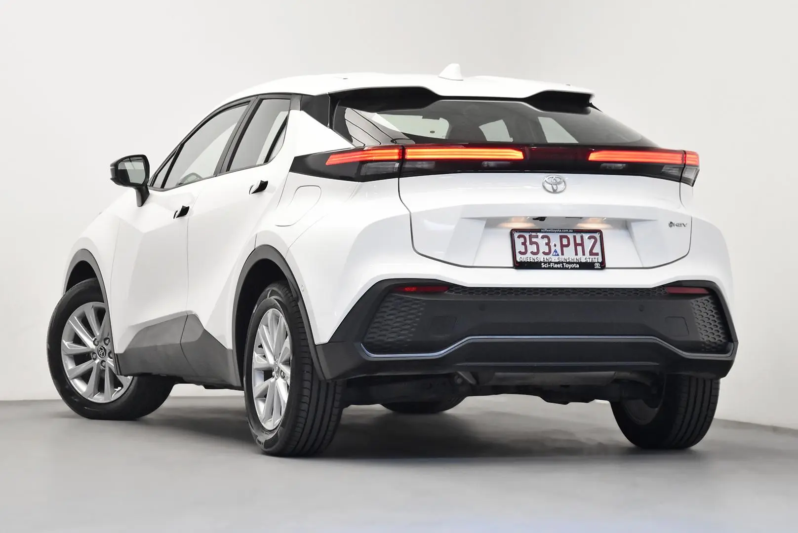 2024 Toyota C-HR Gallery Image 5