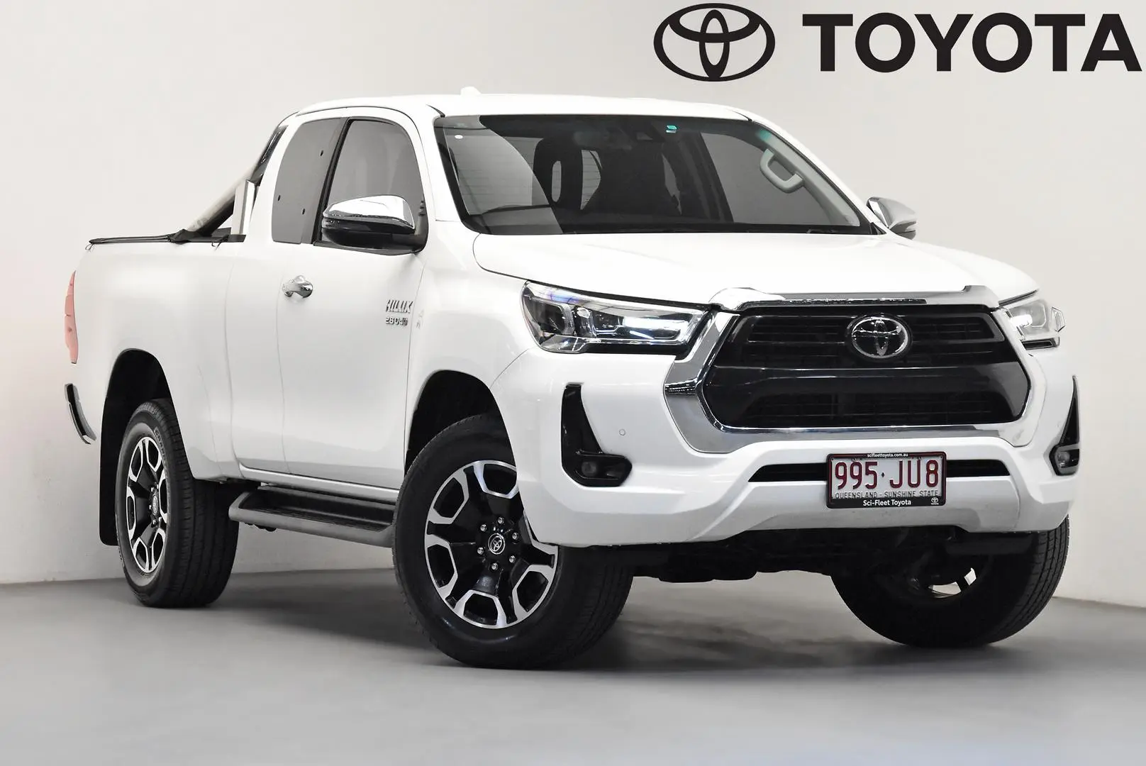 2024 Toyota Hilux Gallery Image 1