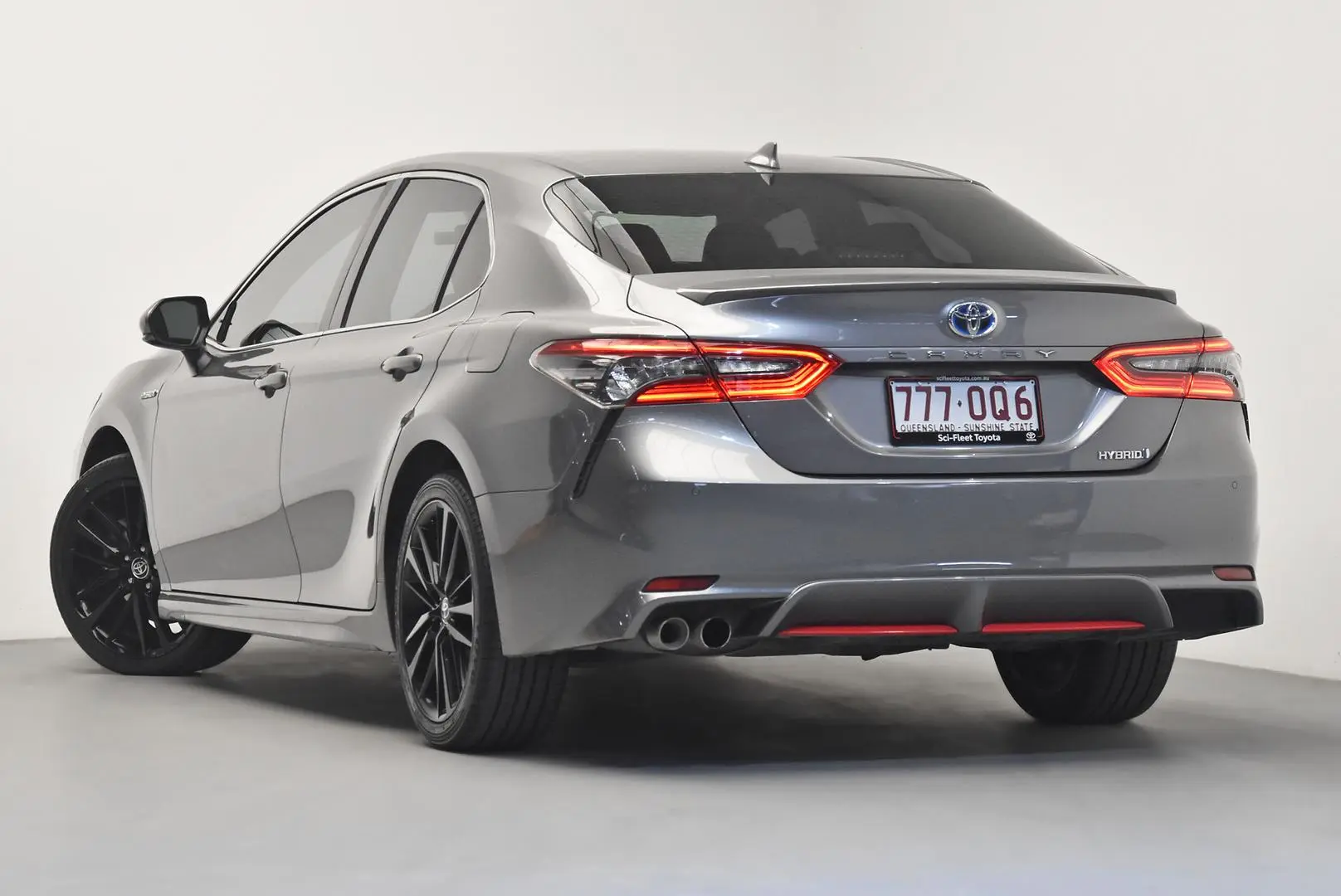 2021 Toyota Camry Gallery Image 5