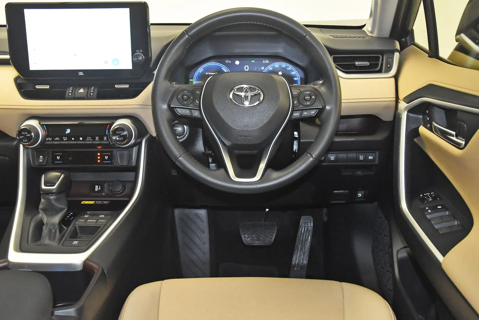 2024 Toyota RAV4 Gallery Image 16