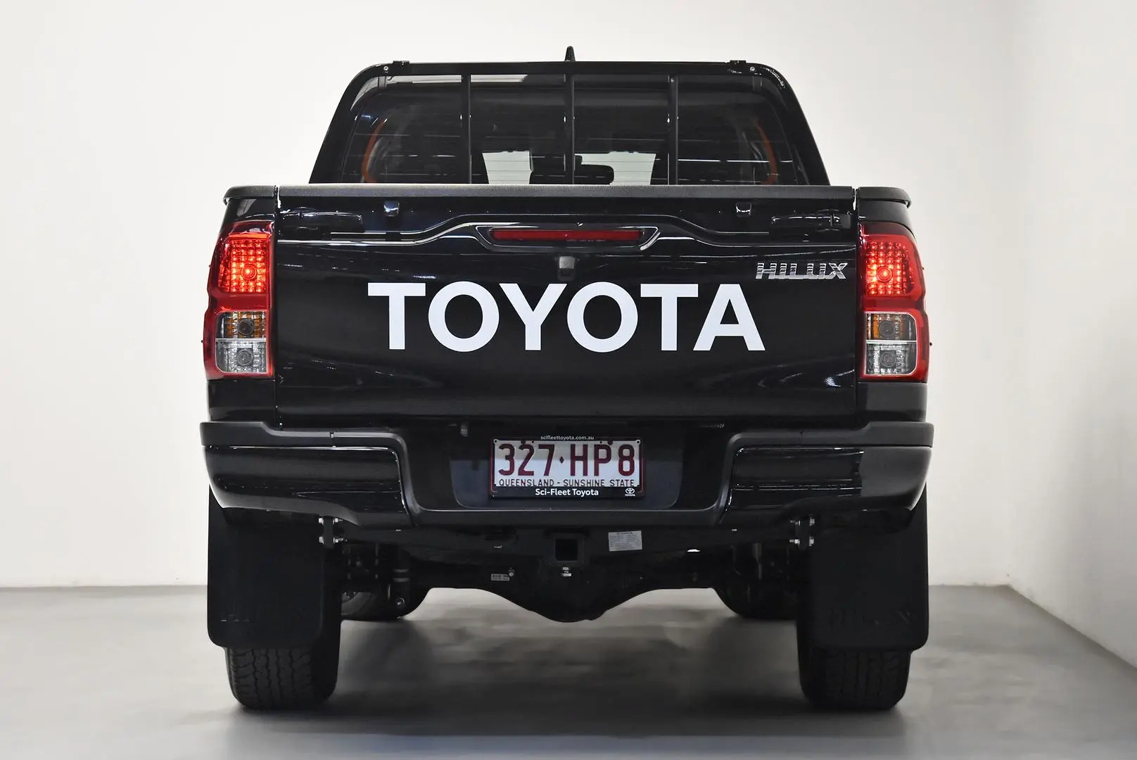 2023 Toyota Hilux Gallery Image 6