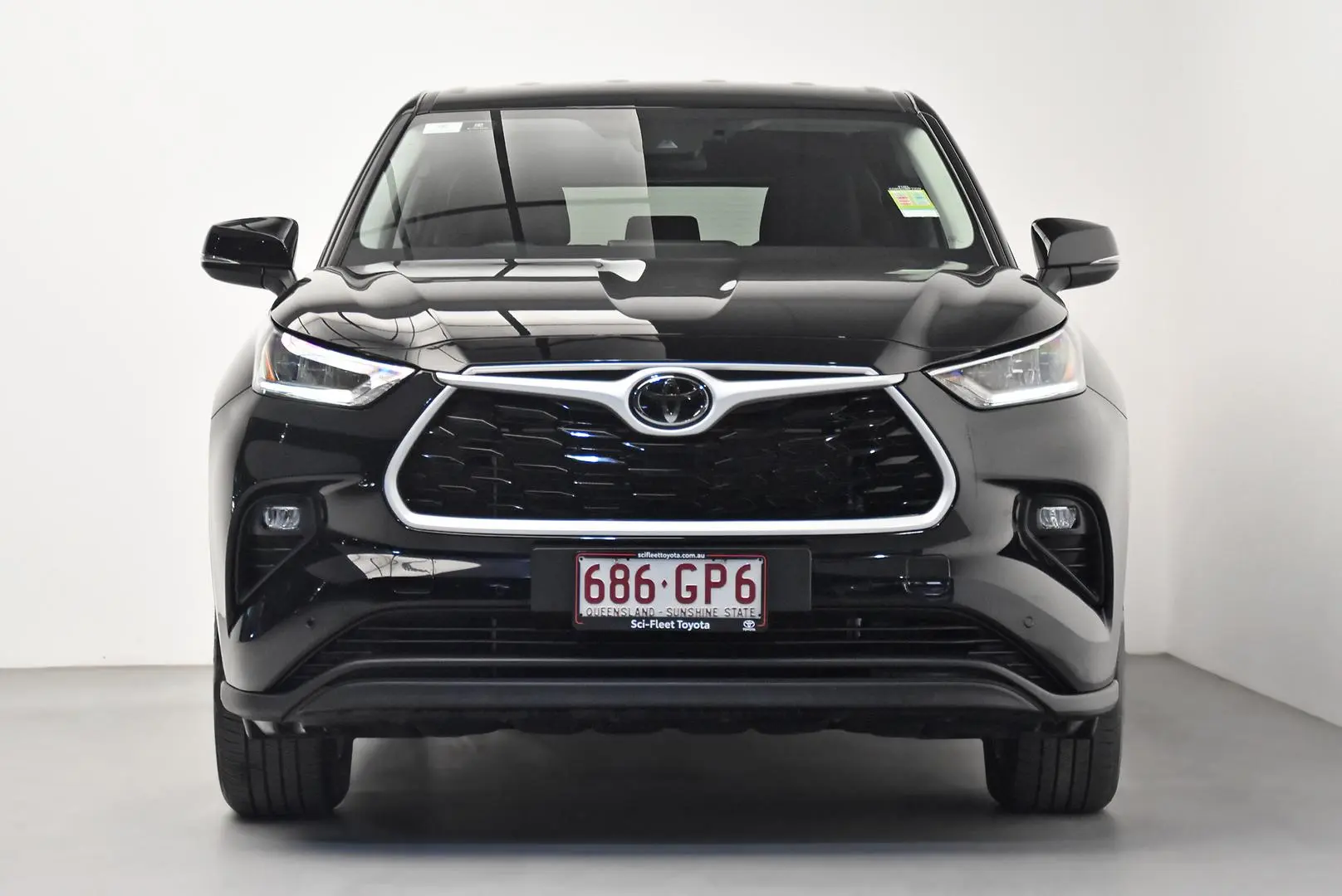 2022 Toyota Kluger Gallery Image 2