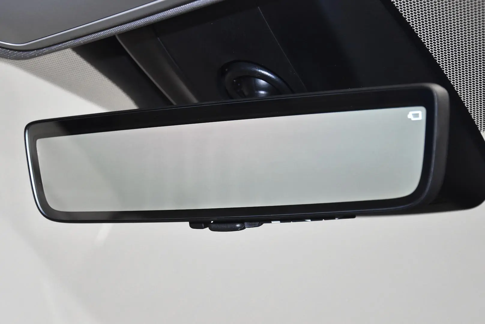 2022 Toyota RAV4 Gallery Image 15