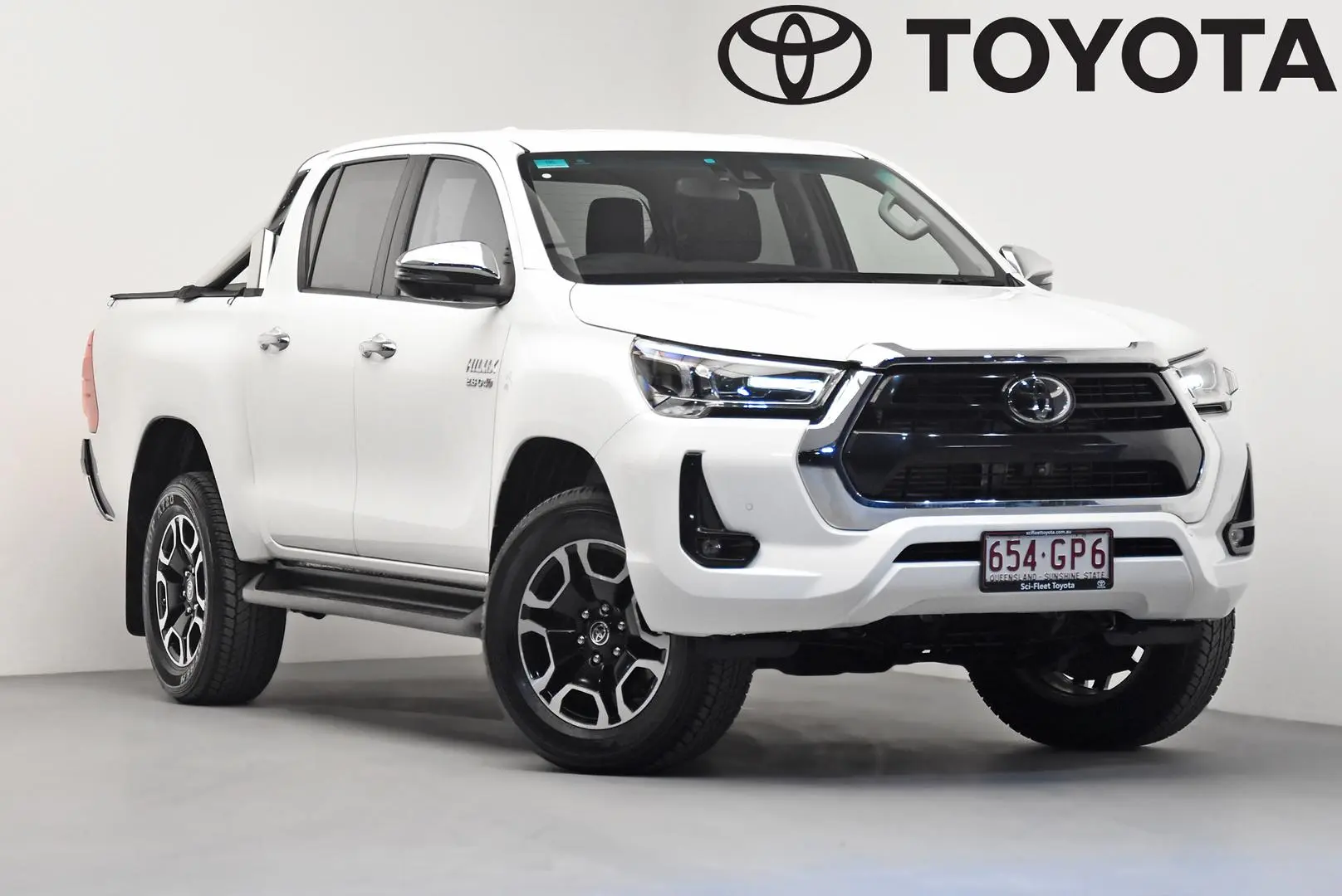 2023 Toyota Hilux Gallery Image 1