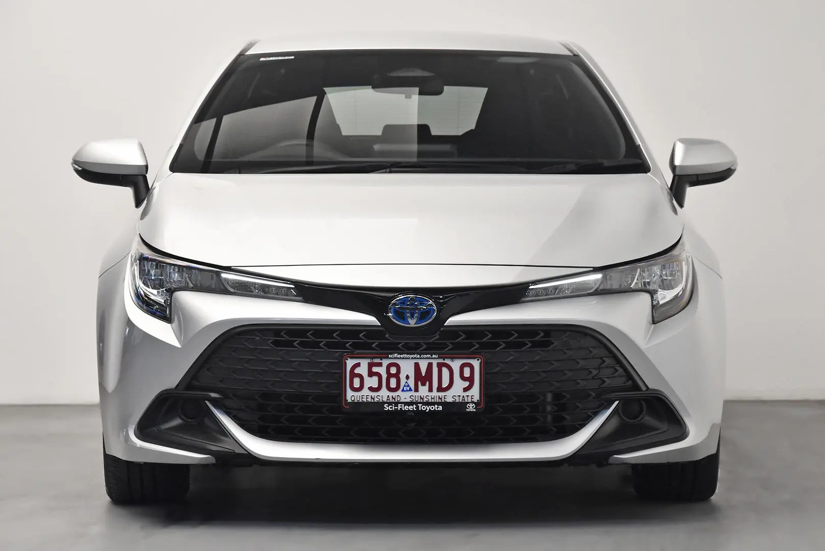 2025 Toyota Corolla Gallery Image 2