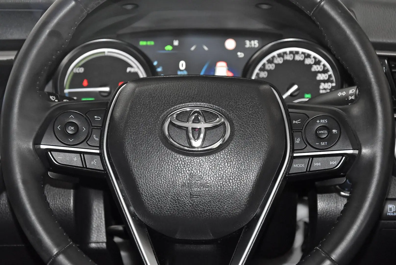 2022 Toyota Camry Gallery Image 15