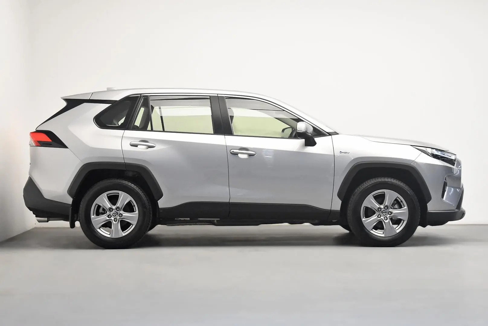 2025 Toyota RAV4 Gallery Image 3