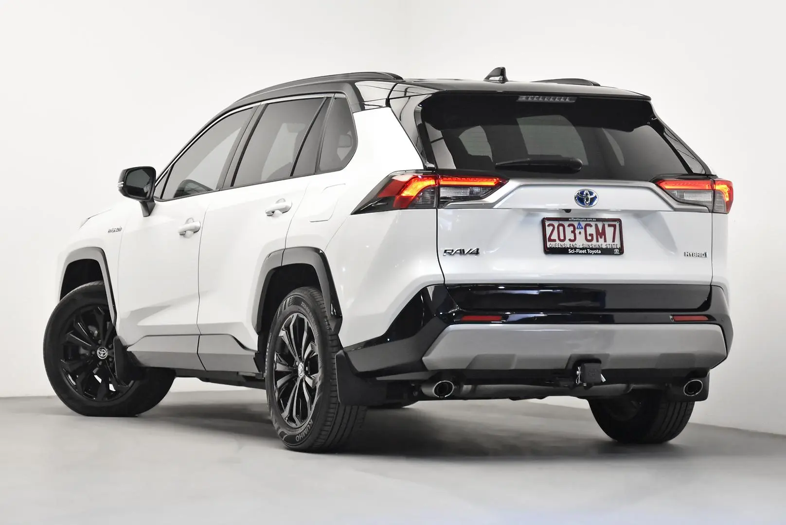 2023 Toyota RAV4 Gallery Image 5