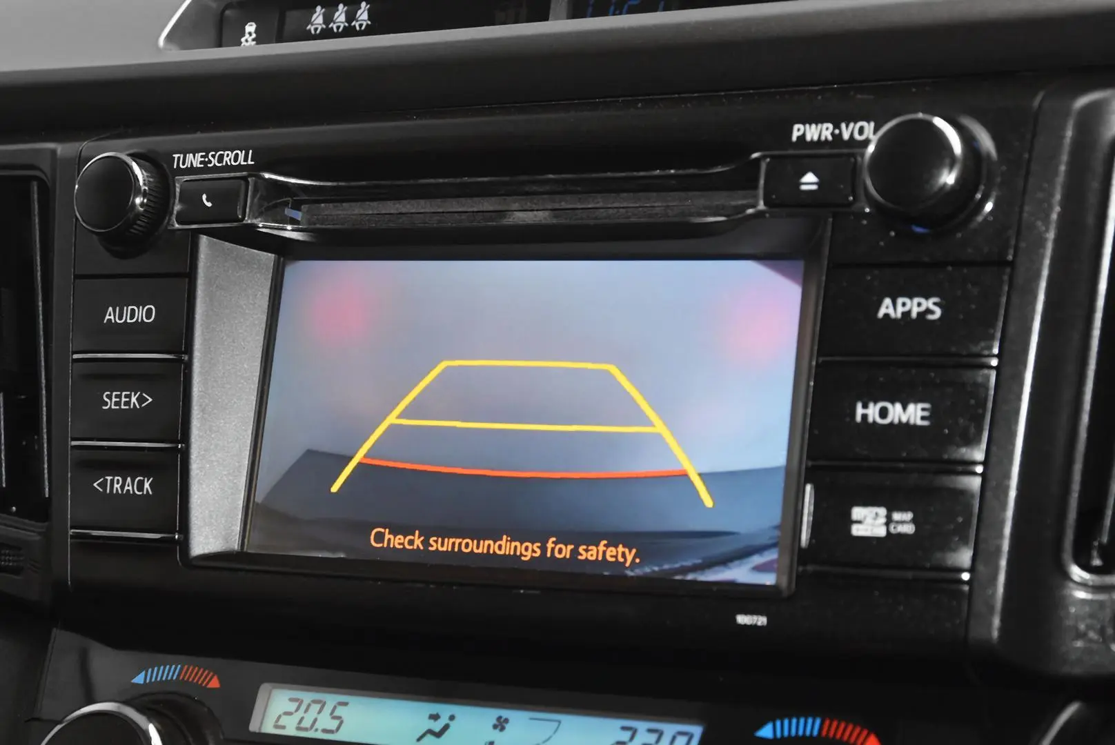 2017 Toyota RAV4 Gallery Image 12