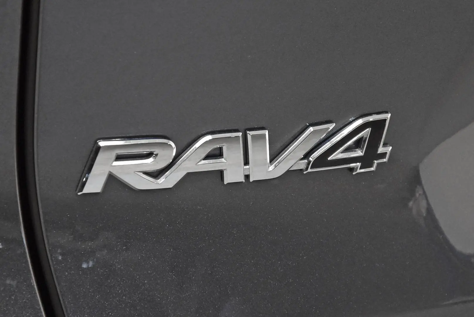 2024 Toyota RAV4 Gallery Image 7