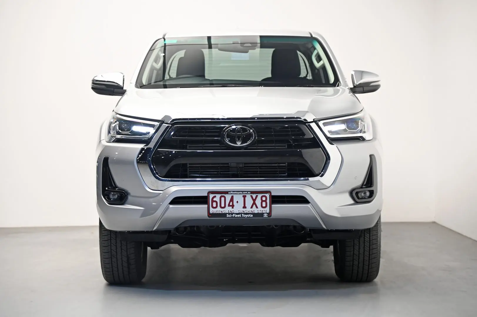 2023 Toyota Hilux Gallery Image 2