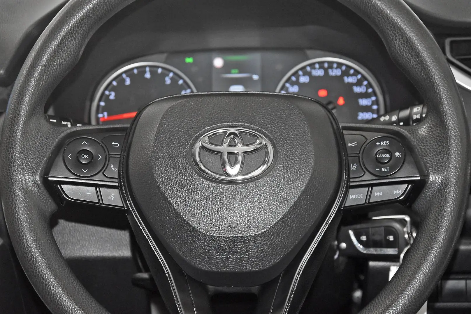 2019 Toyota RAV4 Gallery Image 15