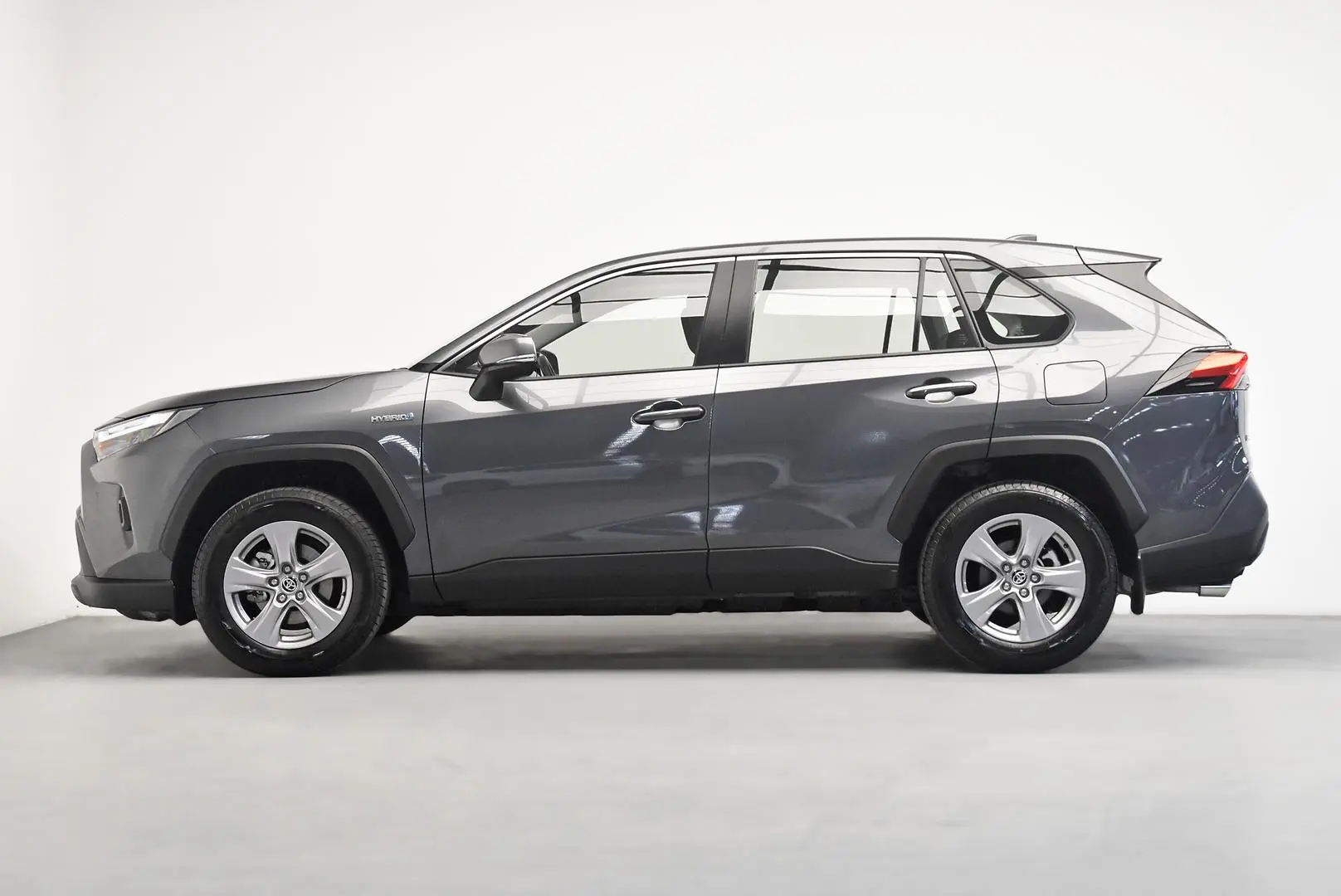 2024 Toyota RAV4 Gallery Image 4
