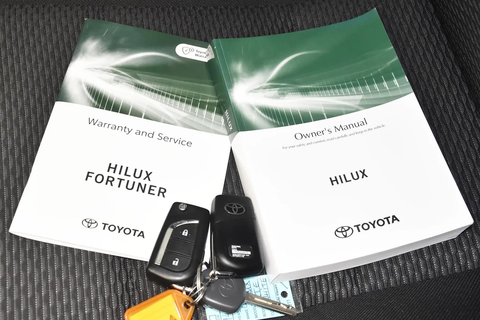 2024 Toyota Hilux Gallery Image 17