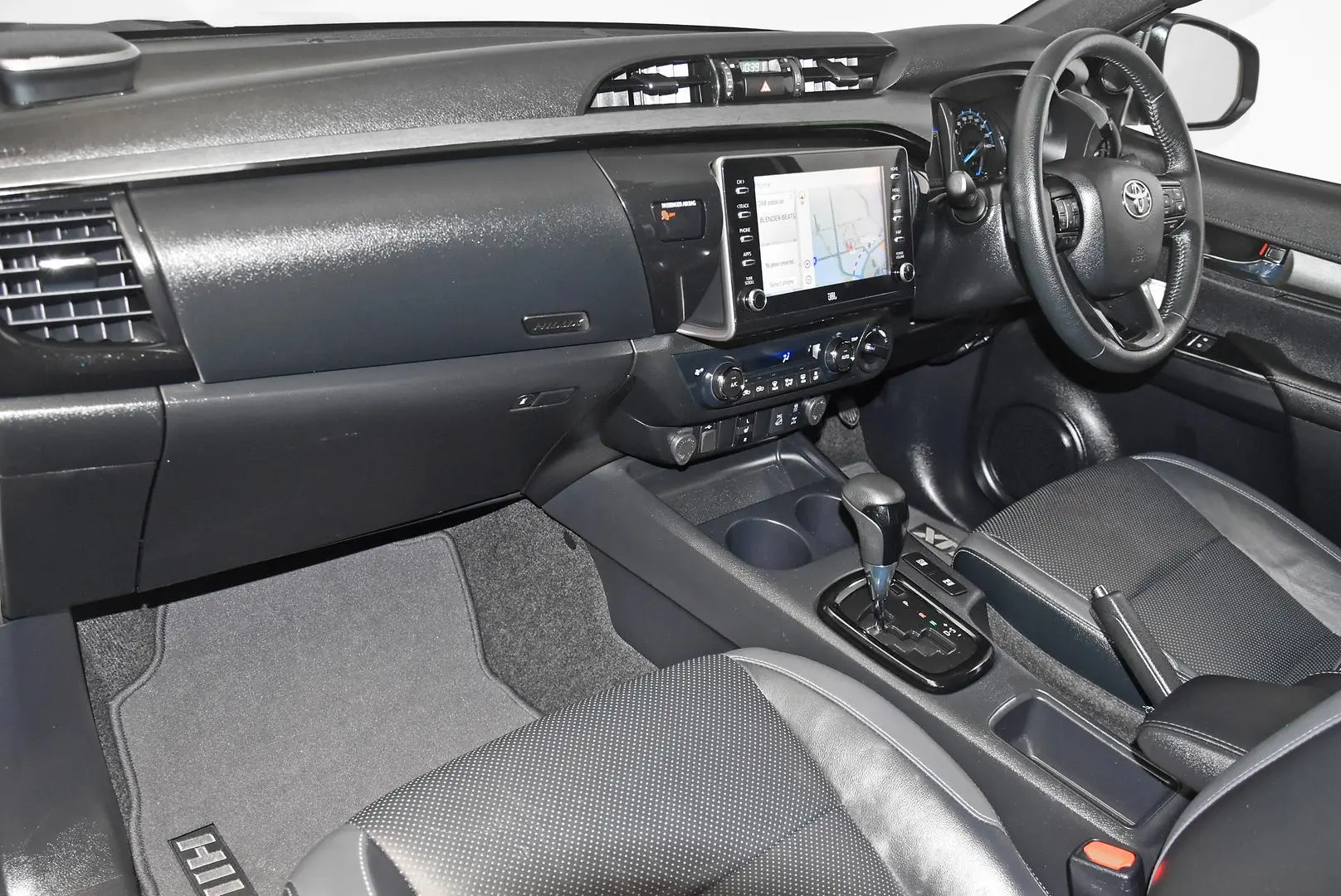 2021 Toyota Hilux Gallery Image 17