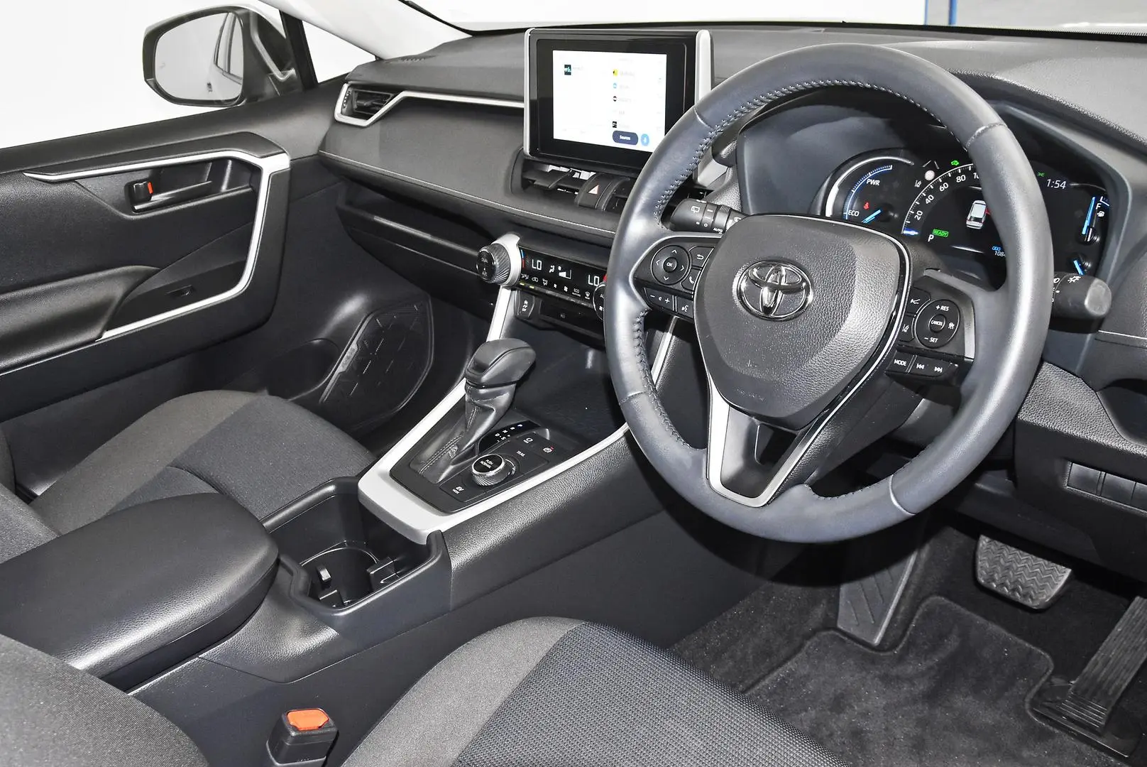 2024 Toyota RAV4 Gallery Image 9