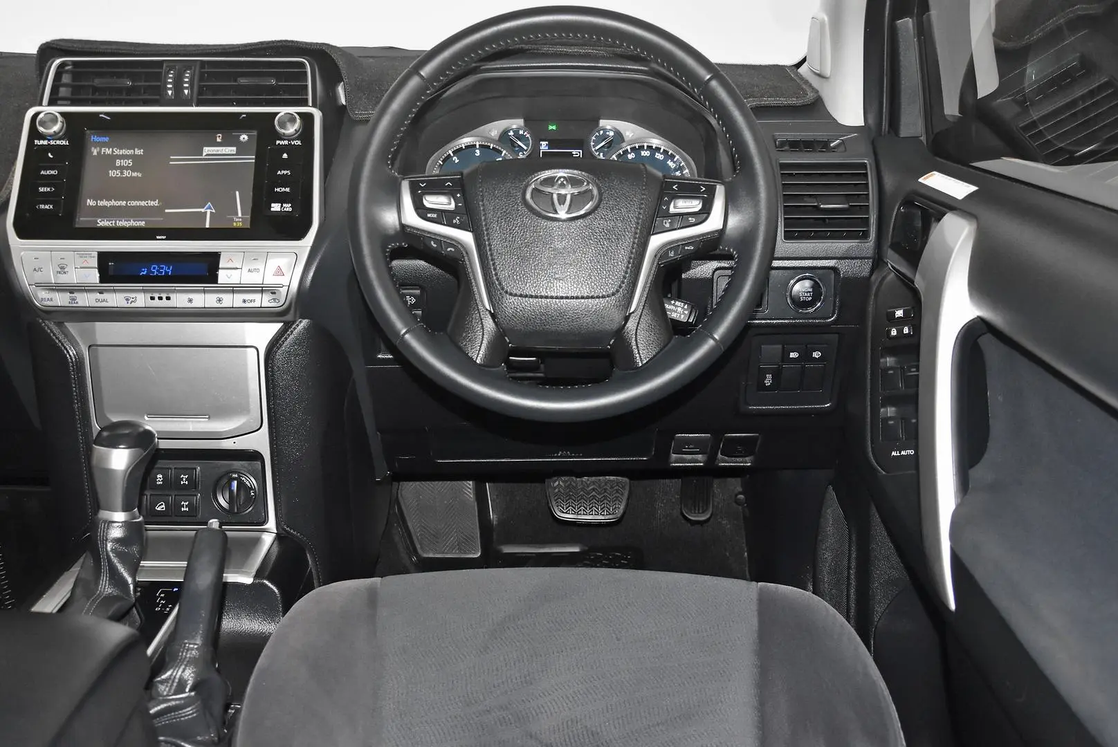 2019 Toyota Landcruiser Prado Gallery Image 13
