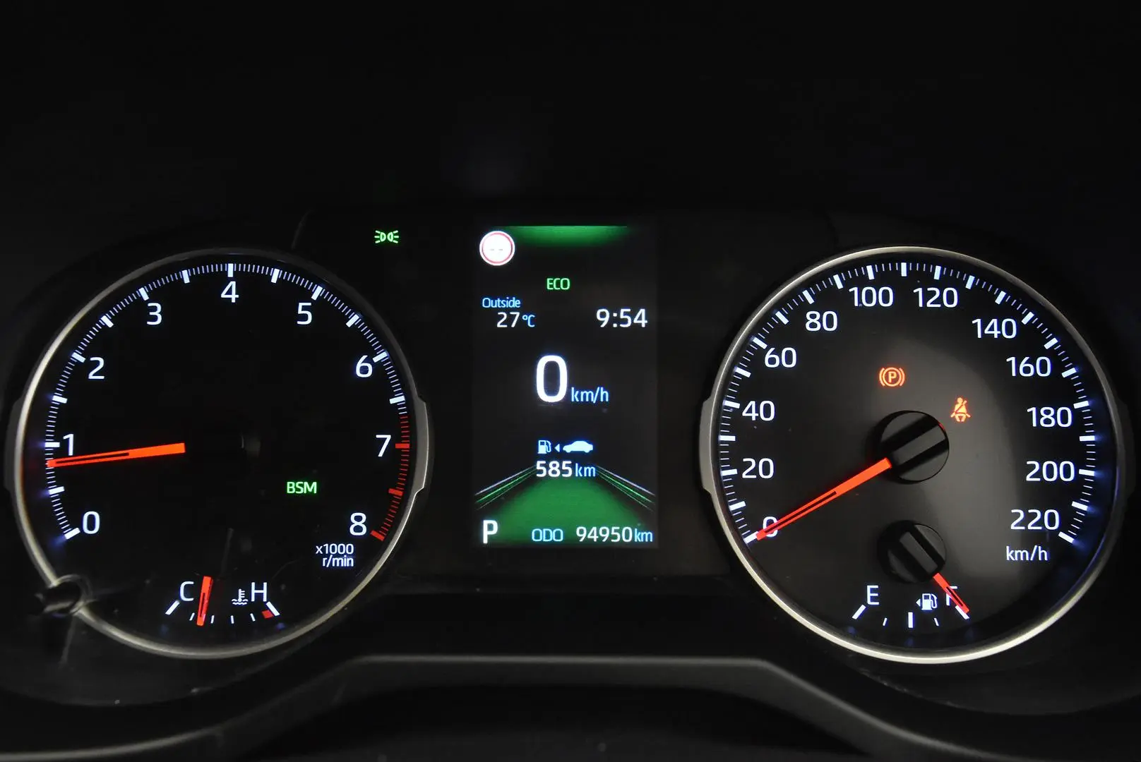 2019 Toyota RAV4 Gallery Image 10