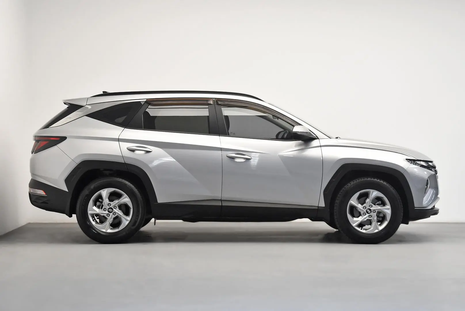 2022 Hyundai Tucson Gallery Image 3