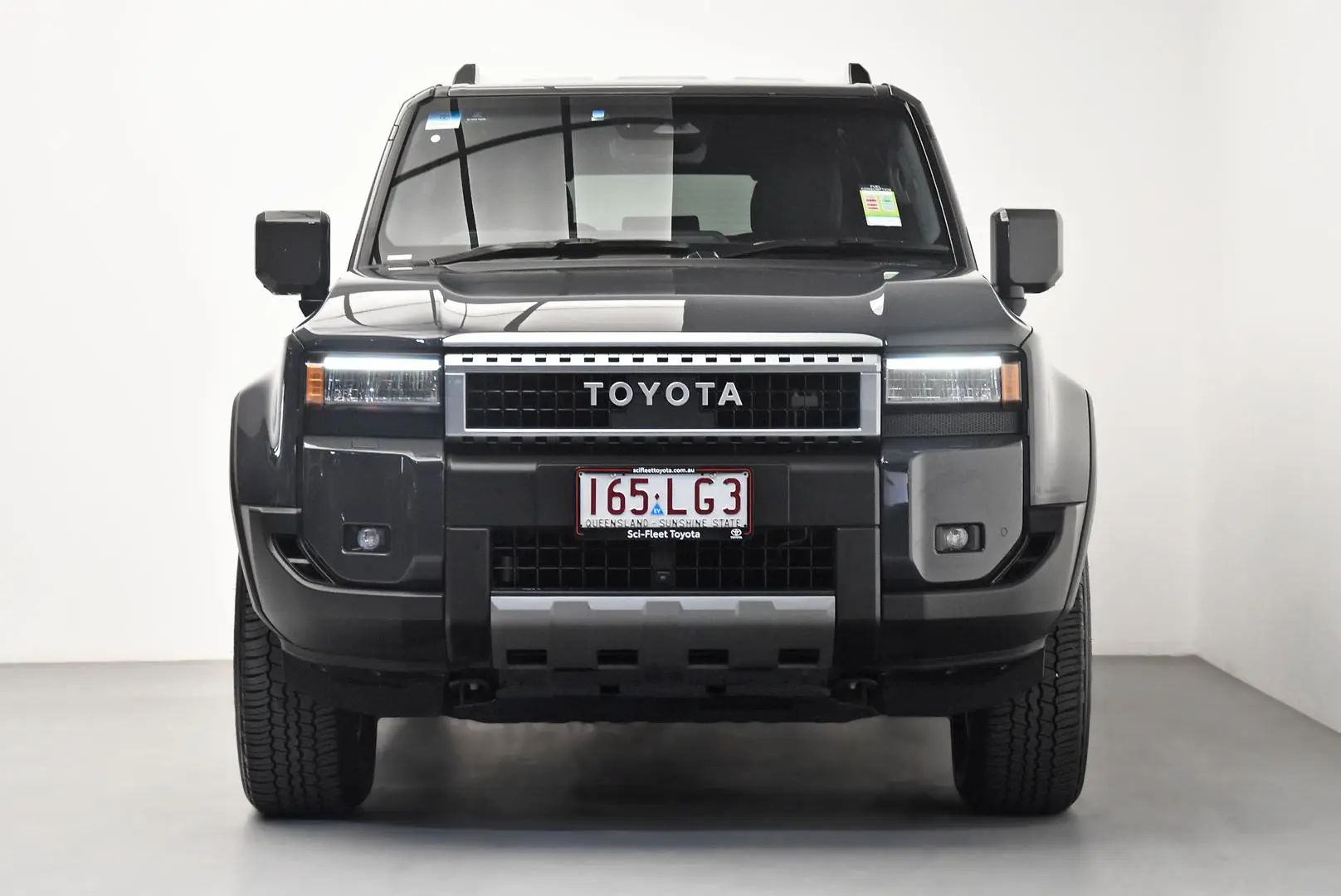 2024 Toyota Landcruiser Prado Gallery Image 2