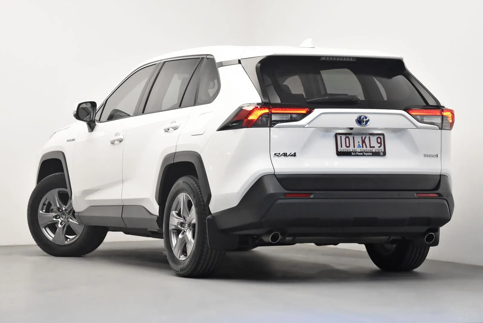 2024 Toyota RAV4 Gallery Image 5
