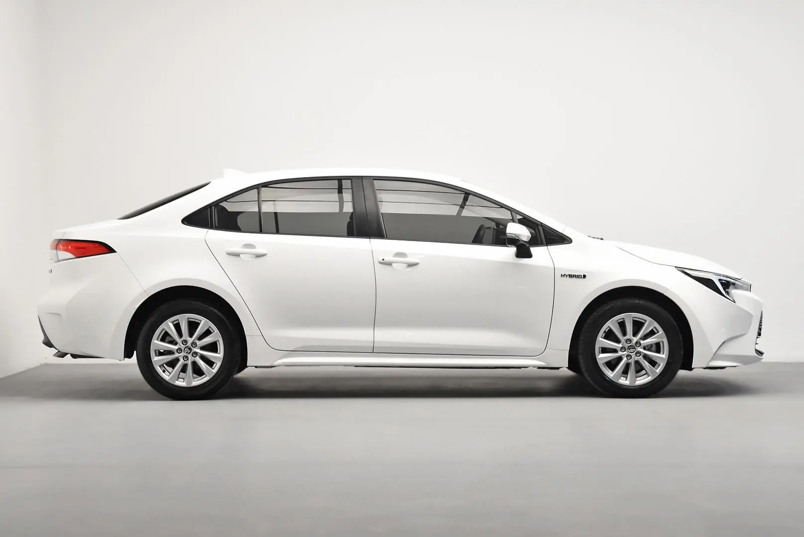 2024 Toyota Corolla Gallery Image 3