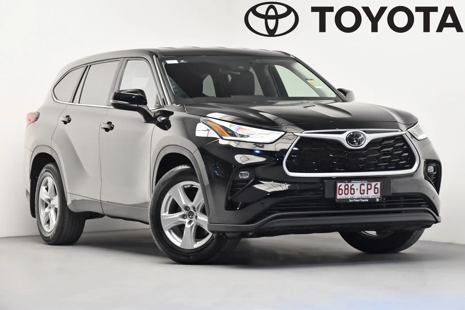 2022 Toyota Kluger Gallery Image 1