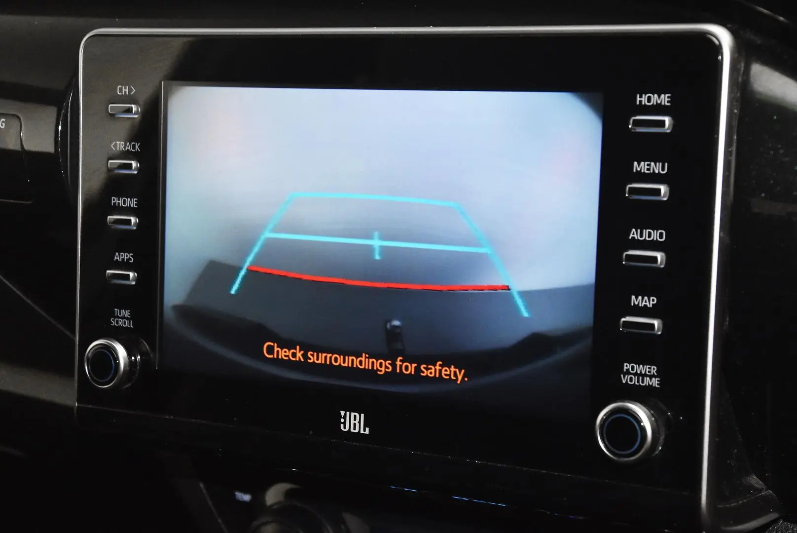 2022 Toyota Hilux Gallery Image 12