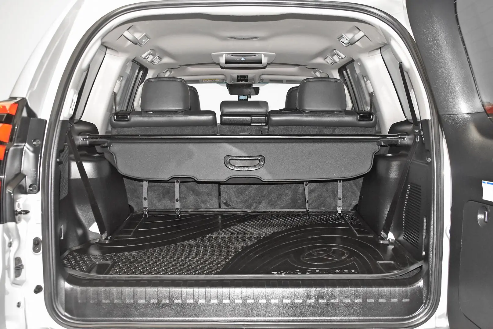 2017 Toyota Landcruiser Prado Gallery Image 23