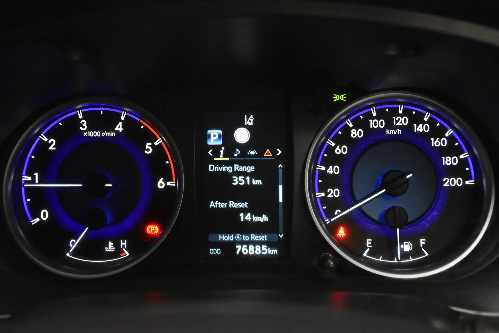 2019 Toyota Hilux Gallery Image 10