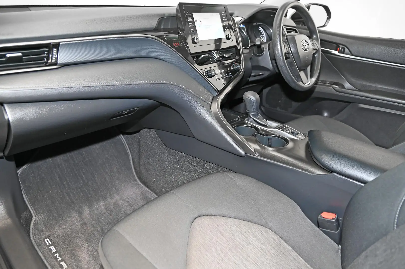 2022 Toyota Camry Gallery Image 15